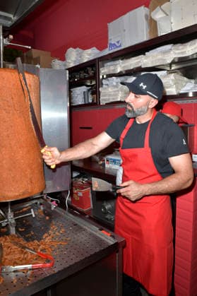 Opening of Frederick Lau s vegan kebab shop, Döner Pro, at Oranienstraße 190 in Berlin Kreuzberg, Berlin, September 4, 2026 Foto:xM.xBehrensx xFuturexImagex doener_6903