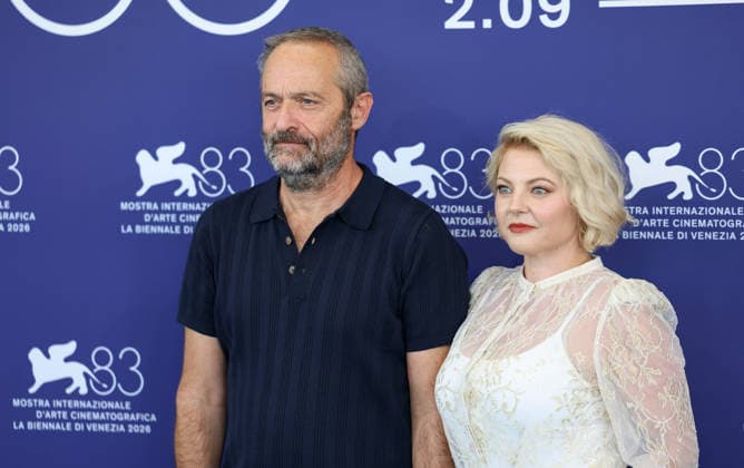(260904) -- VENICE, Sept. 4, 2026 -- French director Cedric Kahn (L) and French actress Sophie Guillemin of the film 15 18 (A Place To Heal) pose for the photocall during the 83rd Venice International Film Festival in Venice, Italy, Sept. 4, 2026. ) ITALY-VENICE-FILM FESTIVAL-15 18-PHOTOCALL WangxKaiyan 