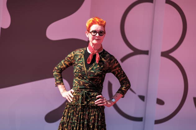 Entertainment Bilder des Tages September 4, 2026, Venice, Italy: Sandy Powell attends the red carpet of the film Queer Edward II? at the 83rd Venice International Film Festival at the Palazzo del Cinema. Venice Italy - ZUMAs197 20260904_aaa_s197_256 Copyright: xMarcoxBaradax