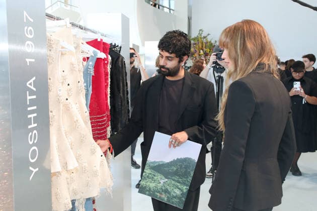 Exclusive: Jennifer Lawrence with Anial Padia for Yoshita 1967 at the 2026 LVMH Prize at the Vuitton Foundation, Paris on September 4, 2026 Bertrand Rindoff Bestimage Exclusive LVMH Prize 2026 at the Fondation Vuitton in Paris, France Paris, France  Copyright: xBERTRANDxRINDOFFxPETROFFx xBESTIMAGExBERTRANDxRINDOFFxPETROFFx xBESTIMAGEx
