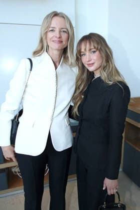 Exclusive: Delphine Arnault, President of Dior and the LVMH Prize, and Jennifer Lawrence, LVMH Prize 2026, at the Vuitton Foundation, Paris, September 4, 2026 Bertrand Rindoff Bestimage Exclusive: 2026 LVMH Prize at the Fondation Vuitton in Paris, France Paris, France  Copyright: xBERTRANDxRINDOFFxPETROFFx xBESTIMAGExBERTRANDxRINDOFFxPETROFFx xBESTIMAGEx