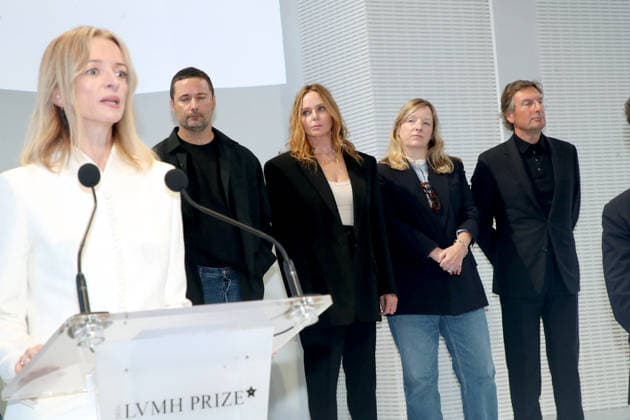 Delphine Arnault, Lazaro Hernandez, Stella McCartney, Sarah Burton, and Pietro Beccari, CEO of Louis Vuitton, at the 2026 LVMH Prize at the Vuitton Foundation, Paris, September 4, 2026 Bertrand Rindoff Bestimage LVMH Prize 2026 at the Vuitton Foundation in Paris, France Paris, France  Copyright: xBERTRANDxRINDOFFxPETROFFx xBESTIMAGExBERTRANDxRINDOFFxPETROFFx xBESTIMAGEx