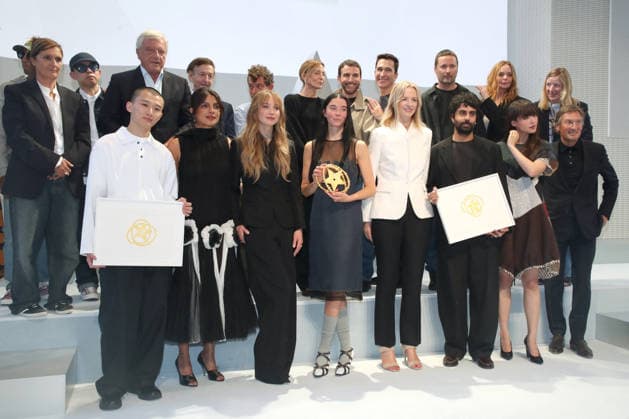 Zane Li, founder of Lii and winner of the Karl Lagerfeld Prize ; Priyanka Chopra Jonas, Jennifer Lawrence, and Julie Kegels, winners of the LVMH Prize ; Delphine Arnault, President of Dior and the LVMH Prize, Anial Padia, founder of YOSHITA 1967 and winner of the Savoir-Faire Prize, Urassaya Sperbund ( Yaya ), Pietro Beccari, CEO of Louis Vuitton, and the 2026 LVMH Prize jury at the Fondation Vuitton, Paris, September 4, 2026 Bertrand Rindoff Bestimage LVMH Prize 2026 at the Vuitton Foundation in Paris, France Paris, France  Copyright: xBERTRANDxRINDOFFxPETROFFx xBESTIMAGExBERTRANDxRINDOFFxPETROFFx xBESTIMAGEx
