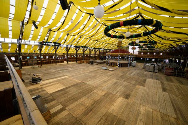 Paulaner Festzelt Wiesn: Setting Up the Oktoberfest Tent at the Theresienwiese, Munich, August 28, 2026