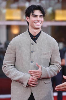 Jacob Rott at the premiere of the feature film *Mr. Nelson, Did You Kill People? Nelson san, anata wa hito o koro shimashita ka* at the 2023 Venice Biennale—the 83rd Venice International Film Festival—at the Palazzo del Cinema in Venice, September 4, 202 Foto:xD.xBedrosianx xFuturexImagex kill_6935