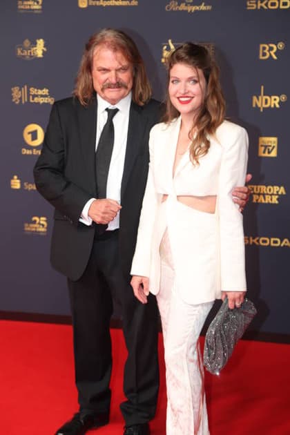 32nd Golden Hen Awards Ceremony, Leipzig, September 4, 2026 Leslie Mandoki and his daughter, actress Lara Mandoki 32nd Golden Hen Awards Ceremony at the Leipzig Exhibition Hall in Saxony, Germany Copyright: xMatthiasxGränzdörferx