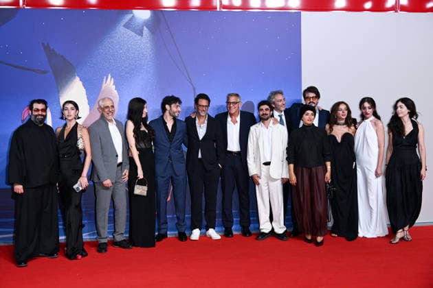 IPA88117657 - Venice, 83rd Venice International Film Festival 2026 - Night 2 - Red Carpet for the film FURIES. Pictured: Berta Marchiori, Rodrigo Teixeira, Grant Heslov, Nora Mariana, Rami Kodeih, Rym Mroue, Maria Nakouzi, George Clooney  Copyright: xAlbertoxTerenghi PoolxPhotoxEvenx xPoolxPhotoxEventsx08x 88117657