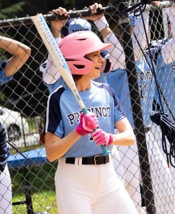 Carrie Preston Films Softball Game Scene for Elsbeth Carrie Preston Films Softball Game Scene for Elsbeth , Long Island City, NY. 04 Sep 2026 Pictured: Carrie Preston.  Copyright: xThexMegaxAgencyxMEGAx