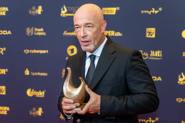 Leipzig - 32. Goldene Henne in Leipzig: Bernd Heinrich Graf (Der Graf), Frontmann von Unheilig erhält die Goldene Henne bei der Publikumswahl Musik 04.09.2026 ab 18 Uhr Leipzig, Messe-Allee 1 (Leipziger Messe) Fotograf:EHL Media Björn Stach im Foto: Bernd Heinrich Graf (Der Graf), Frontmann von Unheilig erhält die Goldene Henne bei der Publikumswahl Musik - Deutschlands größter Publikumspreis, die Goldene Henne wird am 4. September 2026 zum 32. Mal vergeben. Die Preisverleihung findet erneut in Leipzig statt und wird vor rund 4.500 Zuschauern in der HALLE:EINS der Leipziger Messe zum zweiten Mal in der ARD live ab 20.15 Uhr übertragen. Die Preise in den Kategorien Entertainment, Film & Fernsehen, Musik Copyright: xEHLxMedia BjörnxStachx 20260904_Leipzig-Goldene-Henne-Der-Graf-Unheilig_7