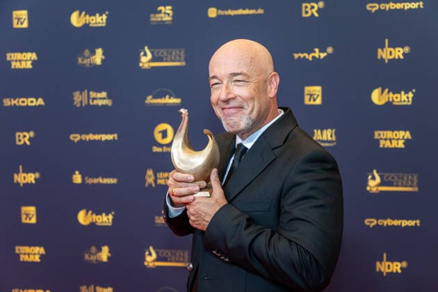 Leipzig - 32. Goldene Henne in Leipzig: Bernd Heinrich Graf (Der Graf), Frontmann von Unheilig erhält die Goldene Henne bei der Publikumswahl Musik 04.09.2026 ab 18 Uhr Leipzig, Messe-Allee 1 (Leipziger Messe) Fotograf:EHL Media Björn Stach im Foto: Bernd Heinrich Graf (Der Graf), Frontmann von Unheilig erhält die Goldene Henne bei der Publikumswahl Musik - Deutschlands größter Publikumspreis, die Goldene Henne wird am 4. September 2026 zum 32. Mal vergeben. Die Preisverleihung findet erneut in Leipzig statt und wird vor rund 4.500 Zuschauern in der HALLE:EINS der Leipziger Messe zum zweiten Mal in der ARD live ab 20.15 Uhr übertragen. Die Preise in den Kategorien Entertainment, Film & Fernsehen, Musik Copyright: xEHLxMedia BjörnxStachx 20260904_Leipzig-Goldene-Henne-Der-Graf-Unheilig_8