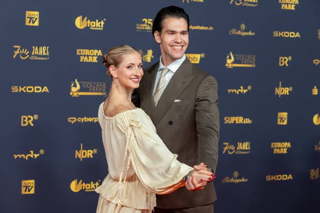 Leipzig Grand Awards Cerem Copyright: xEHLxMedia BjörnxStachx 20260904_goldenehenne-leipzig-roterteppich-2_29