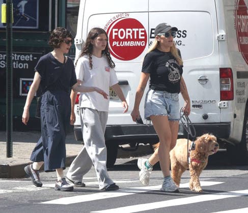 Busy Philipps and daughter Birdie Silverstein walk their dog in the West Village later meeting up with a friend for lunch. Philipps underwent surgery 6 months ago to remove a brain tumor. Featuring: Busy Philipps, Birdie Silverstein Where: New York City, New York, United States When: 04 Sep 2026 Credit: Rob Davis INSTARimages EDITORIAL USE ONLY. NOT FOR USE BY NEWSPAPERS BASED IN THE UK. Copyright: xx instar55979885