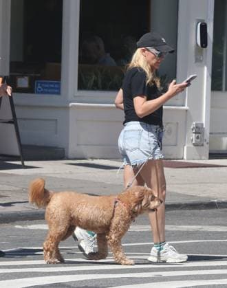 Busy Philipps and daughter Birdie Silverstein walk their dog in the West Village later meeting up with a friend for lunch. Philipps underwent surgery 6 months ago to remove a brain tumor. Featuring: Busy Philipps, Birdie Silverstein Where: New York City, New York, United States When: 04 Sep 2026 Credit: Rob Davis INSTARimages EDITORIAL USE ONLY. NOT FOR USE BY NEWSPAPERS BASED IN THE UK. Copyright: xx instar55979894