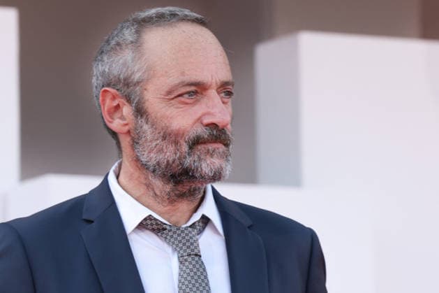 Cedric Kahn attending the screening of *15 18: A Place to Heal* during the 83rd Venice International Film Festival at the Sala Grande on September 4, 2026, in Venice, Italy. Lucia Sabatelli, Venice, Italy  Copyright: xLuciaxSabatellix xBestimagexLuciaxSabatellix xBestimagex