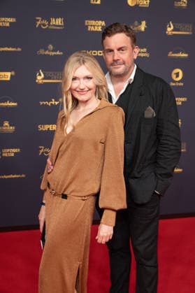 Golden Hen 2026 Red Carpet Red Carpet Sebastian Bezzel and Johanna Christine Gehlen Golden Hen 2026, April 9, 2026, Leipzig Copyright: xEventpressxFuhrx
