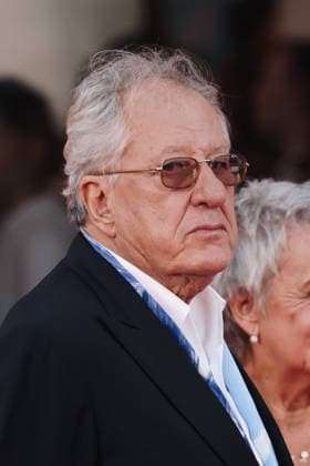 IPA88124741 - Venice, 83rd Venice International Film Festival The red carpet for the film *Mr. Nelson, Did You Kill People?* during the 83rd Venice International Film Festival at the Palazzo del Cinema. Pictured: Geoffrey Rush  Copyright: xAlessandroxBremecx xx 88124741