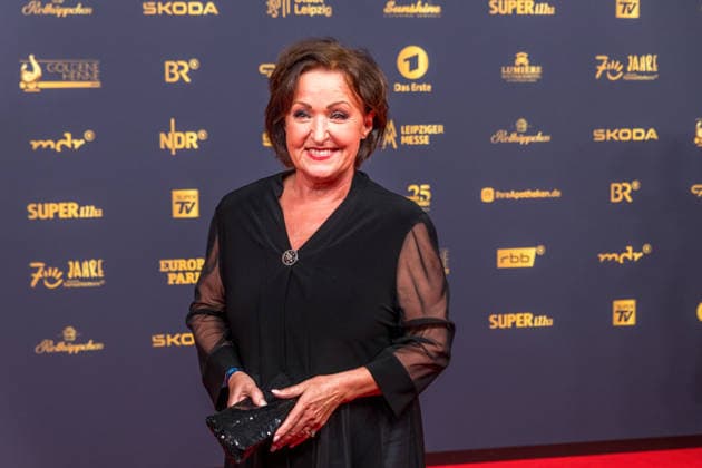LEIPZIG, GERMANY, SEPTEMBER 4, 2026 The 2026 Golden Hen Awards ceremony on the red carpet in Exhibition Hall 1 in Leipzig. Once again, the gala will honor personalities from the worlds of entertainment, television, music, and sports will be honored Singer Ute Freudenberg 2026 Golden Hen Awards Red Carpet