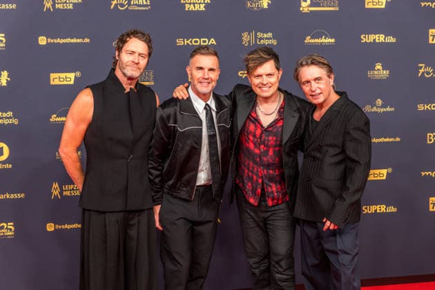 LEIPZIG, GERMANY, SEPTEMBER 4, 2026 The 2026 Golden Hen Awards ceremony on the red carpet in Exhibition Hall 1 in Leipzig. The gala will once again honor personalities from the worlds of entertainment, television, music, and sports. Take That’s Gary Barlow, Howard Donald, Mark Owen with Michael Patrick Kelly 2026 Golden Hen Red Carpet