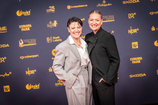LEIPZIG, GERMANY, SEPTEMBER 4, 2026 The 2026 Golden Hen Awards ceremony on the red carpet in Exhibition Hall 1 in Leipzig. At the gala, personalities from the worlds of entertainment, television, music, and sports will be honored Tahnee Tahnee Schaffarczyk and his wife Juliette Schoppmann 2026 Golden Hen Red Carpet