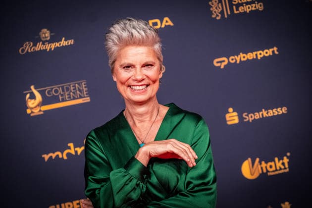 LEIPZIG, GERMANY, SEPTEMBER 4, 2026 The 2026 Golden Hen Awards ceremony on the red carpet in Exhibition Hall 1 in Leipzig. At the gala, personalities from the worlds of entertainment, television, music, and sports will be honored Sarah Wiener 2026 Golden Hen Awards Red Carpet