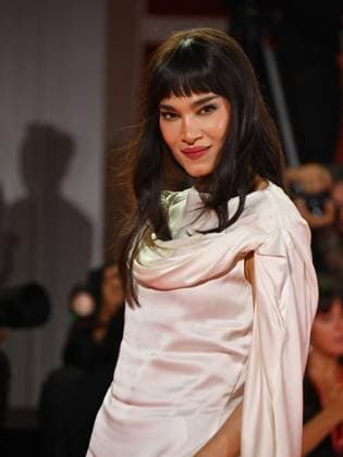 Red Carpet of the cast of the film The Basics of Philosophy at the 2026 Venice Film Festival Red Carpet of the cast of the film The Basics of Philosophy at the 2026 Venice Film Festival. 04 Sep 2026 Pictured: Sofia Boutella.  Copyright: xThexMegaxAgencyxMEGAx