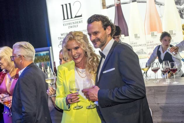 LEIPZIG, GERMANY, SEPTEMBER 4, 2026 The 2026 Golden Hen Awards Ceremony in Exhibition Hall 1 in Leipzig. The gala will once again honor personalities from the worlds of entertainment, television, music, and sports will be honored Here is the after-show party with Victoria Herrmann 2026 Golden Hen Awards Red Carpet