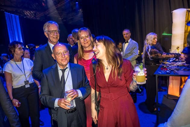 LEIPZIG, GERMANY, SEPTEMBER 4, 2026 The 2026 Golden Hen Awards ceremony in Exhibition Hall 1 in Leipzig. The gala will once again honor personalities from the worlds of entertainment, television, music, and sports. Here is the after-show party with Heidi Reichineck, Gregor Gysi, and Dietmar Bartsch Golden Hen 2026 Red Carpet