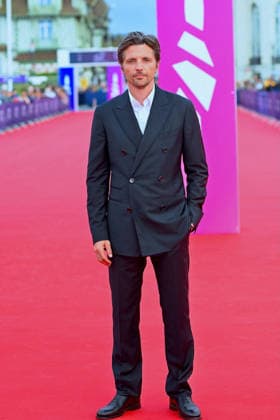 Opening Red Carpet 52nd Deauville American Film Festival FC Raphaël Personnaz attends the Opening Red Carpet at the 52nd Deauville American Film Festival on September 04, 2026 in Deauville, France. Photo by Franck Castel ABACAPRESS.COM Deauville  Copyright: xCastelxFranck ABACAx