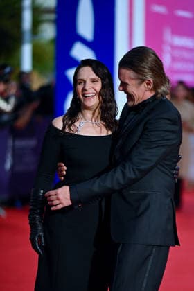 Opening Red Carpet 52nd Deauville American Film Festival FC Juliette Binoche and Ethan Hawke attends the Opening Red Carpet at the 52nd Deauville American Film Festival on September 04, 2026 in Deauville, France. Photo by Franck Castel ABACAPRESS.COM Deauville  Copyright: xCastelxFranck ABACAx