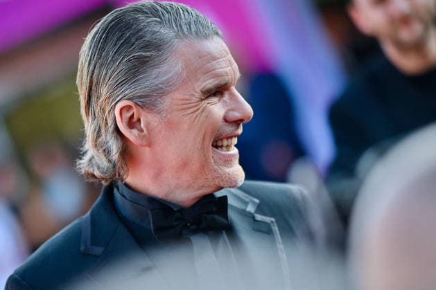 Opening Red Carpet 52nd Deauville American Film Festival FC Ethan Hawke attends the Opening Red Carpet at the 52nd Deauville American Film Festival on September 04, 2026 in Deauville, France. Photo by Franck Castel ABACAPRESS.COM Deauville  Copyright: xCastelxFranck ABACAx