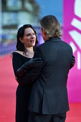 Opening Red Carpet 52nd Deauville American Film Festival FC Juliette Binoche and Ethan Hawke attends the Opening Red Carpet at the 52nd Deauville American Film Festival on September 04, 2026 in Deauville, France. Photo by Franck Castel ABACAPRESS.COM Deauville  Copyright: xCastelxFranck ABACAx