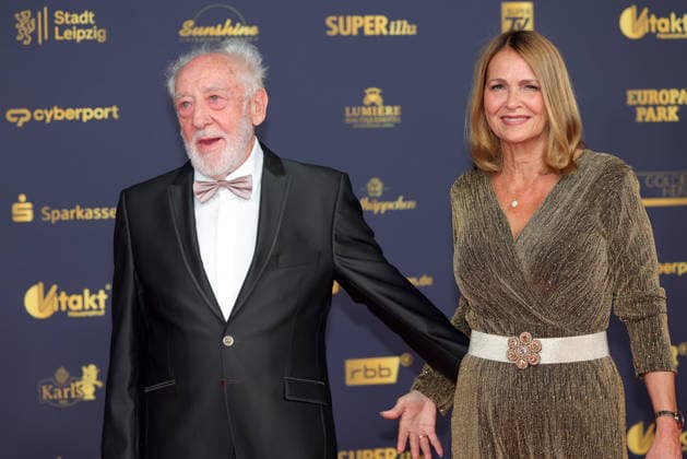 2026 Golden Hen Awards Ceremony: Dieter Hallervorden with his wife, Christiane Hallervorden, on the red carpet at the 2026 Golden Hen Awards Ceremony on September 4, 2026, at the Leipzig Trade Fair, Hall 1, Leipzig, Saxony, Germany