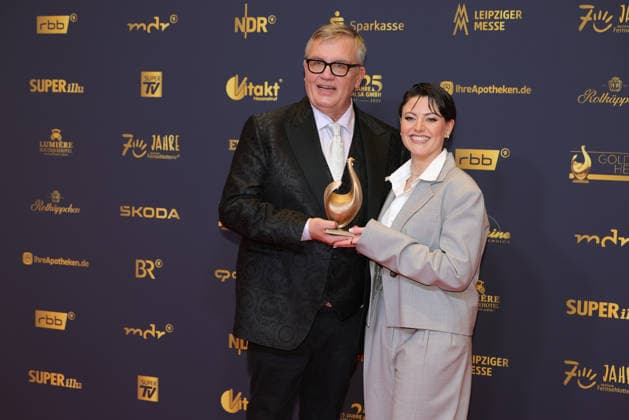 2026 Golden Hen Awards Ceremony: Entertainer Hape Kerkeling, winner of the Golden Hen in the Film and Television category, holding the Golden Hen, with presenter Tahnee Schaffarczyk. The 2026 Golden Hen Awards Ceremony took place on September 4, 202026 at the Leipzig Trade Fair, Hall 1, Leipzig, Saxony, Germany