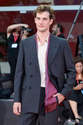Emanuele Maria DI Stefano at the premiere of the film *La città dei vivi* at the 2023 Venice Biennale—the 83rd Venice International Film Festival—at the Palazzo del Cinema in Venice, September 4, 2026 Foto:xA.xM.xTinghinox xFuturexImagex citta_6909