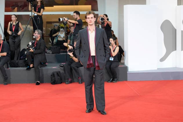 Emanuele Maria DI Stefano at the premiere of the film *La città dei vivi* at the 2023 Venice Biennale—the 83rd Venice International Film Festival—at the Palazzo del Cinema in Venice, September 4, 2026 Foto:xA.xM.xTinghinox xFuturexImagex citta_6911