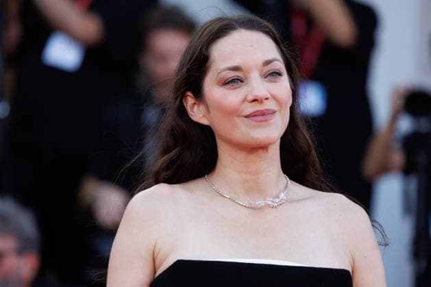 News - Mr. Nelson, Did You Kill People? Red Carpet - The 83rd Venice International Film Festival VENICE, ITALY - SEPTEMBER 04: Marion Cotillard attends the Mr. Nelson, Did You Kill People? Screening during the 83rd Venice International Film Festival at Sala Grande on September 04, 2026 in Venice, Italy. Photo: Cinzia Camela. Lido di Venezia Palazzo del Cinema Italy Copyright: xCinziaxCamelax xLiveMediax LPN_2642571