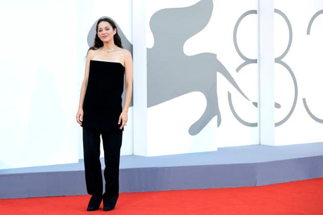 Marion Cotillard at the premiere of the film *Mr. Nelson, Did You Kill People? Nelson san, anata wa hito o koro shimashita ka* at the 2023 Venice Biennale—the 83rd Venice International Film Festival—at the Palazzo del Cinema in Venice, September 4, 2026 Foto:xA.xM.xTinghinox xFuturexImagex people_6826