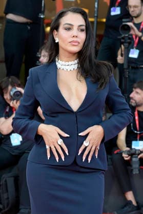 Georgina Rodriguez at the premiere of the film *Mr. Nelson, Did You Kill People? Nelson san, anata wa hito o koro shimashita ka* at the 2023 Venice Biennale—the 83rd Venice International Film Festival—at the Palazzo del Cinema in Venice, September 4, 2026 Foto:xA.xM.xTinghinox xFuturexImagex people_6840