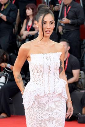 Giulia De Lellis at the premiere of the film *Mr. Nelson, Did You Kill People? Nelson san, anata wa hito o koro shimashita ka* at the 2023 Venice Biennale—the 83rd Venice International Film Festival—at the Palazzo del Cinema in Venice, September 4, 2026 Foto:xA.xM.xTinghinox xFuturexImagex people_6858