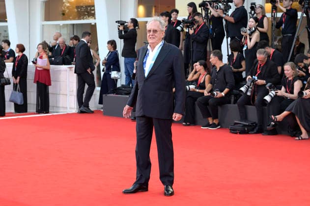 Geoffrey Rush at the premiere of the film *Mr. Nelson, Did You Kill People? Nelson san, anata wa hito o koro shimashita ka* at the 2023 Venice Biennale—the 83rd Venice International Film Festival—at the Palazzo del Cinema in Venice, September 4, 2026 Foto:xA.xM.xTinghinox xFuturexImagex people_6881