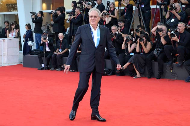 Geoffrey Rush at the premiere of the film *Mr. Nelson, Did You Kill People? Nelson san, anata wa hito o koro shimashita ka* at the 2023 Venice Biennale—the 83rd Venice International Film Festival—at the Palazzo del Cinema in Venice, September 4, 2026 Foto:xA.xM.xTinghinox xFuturexImagex people_6884