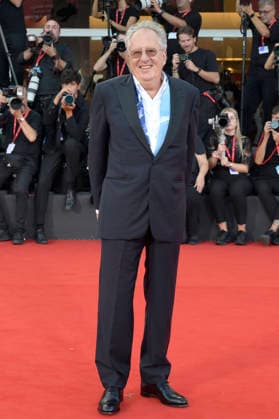 Geoffrey Rush at the premiere of the film *Mr. Nelson, Did You Kill People? Nelson san, anata wa hito o koro shimashita ka* at the 2023 Venice Biennale—the 83rd Venice International Film Festival—at the Palazzo del Cinema in Venice, September 4, 2026 Foto:xA.xM.xTinghinox xFuturexImagex people_6887