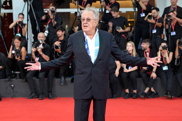 Geoffrey Rush at the premiere of the film *Mr. Nelson, Did You Kill People? Nelson san, anata wa hito o koro shimashita ka* at the 2023 Venice Biennale—the 83rd Venice International Film Festival—at the Palazzo del Cinema in Venice, September 4, 2026 Foto:xA.xM.xTinghinox xFuturexImagex people_6893