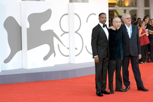 Rodney Hicks, Shinya Tsukamoto, and Geoffrey Rush at the premiere of the feature film *Mr. Nelson*, Did You Kill People, Nelson-san, at the 2023 Venice Biennale—the 83rd Venice International Film Festival—at the Palazzo del Cinema in Venice, September 4, 2026 Foto:xA.xM.xTinghinox xFuturexImagex people_6916
