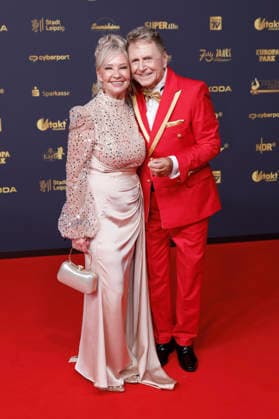 Hans Jürgen Beyer with his partner Manuela Hebestreit at the 32nd Golden Hen Awards ceremony in 2026 at the Leipzig Trade Fair, September 4, 2026 Foto:xR.xStoffelsx xFuturexImagex henne_6514