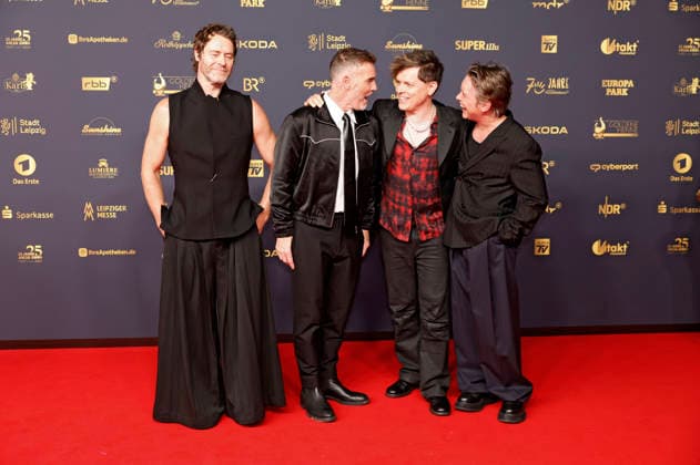 Howard Donald, Gary Barlow, and Mark Owen of Take That, along with Michael Patrick Kelly, at the 32nd Golden Hen Awards in 2026 at the Leipzig Trade Fair, September 4, 2026 Foto:xR.xStoffelsx xFuturexImagex henne_6558