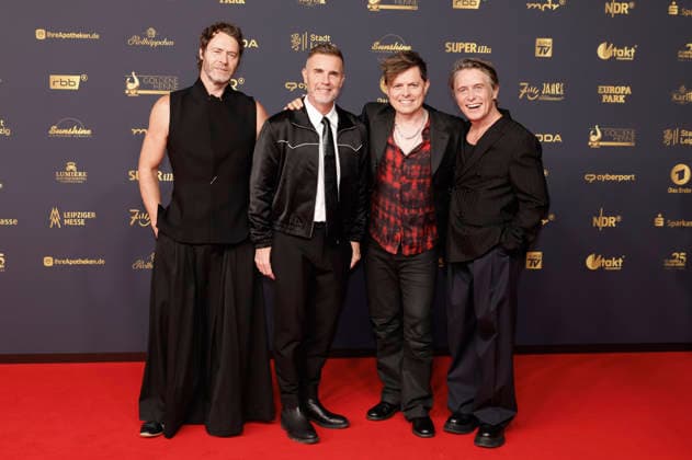 Howard Donald, Gary Barlow, and Mark Owen of Take That, along with Michael Patrick Kelly, at the 32nd Golden Hen Awards in 2026 at the Leipzig Trade Fair, September 4, 2026 Foto:xR.xStoffelsx xFuturexImagex henne_6561