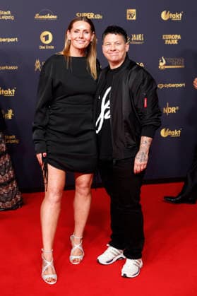 Kerstin Ott with her wife Karolina Köppen at the 32nd Golden Hen Awards ceremony in 2026 at the Leipzig Trade Fair, Leipzig, September 4, 2026 Foto:xR.xStoffelsx xFuturexImagex henne_6621