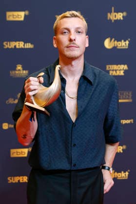 Felix Lobrecht at the 32nd Golden Hen Awards ceremony in 2026 at the Leipzig Trade Fair, September 4, 2026 Foto:xR.xStoffelsx xFuturexImagex henne_6645