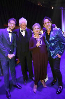 Gast, Klaus Lenk, Dagmar Frederic, and Falk Willy Wild at the 32nd Golden Hen Awards ceremony in 2026 at the Leipzig Trade Fair, September 4, 2026 Foto:xR.xStoffelsx xFuturexImagex henne_6692